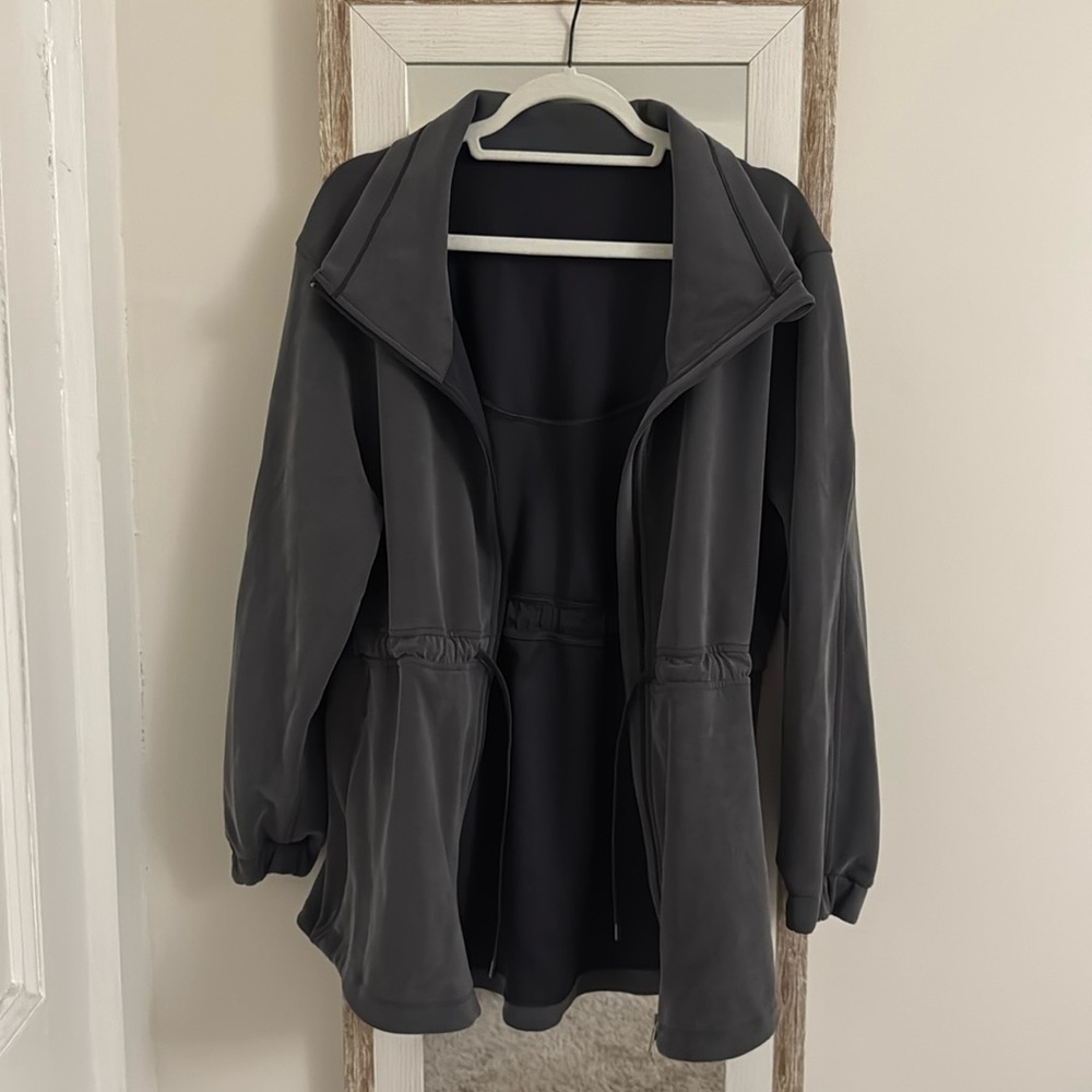lululemon jacket